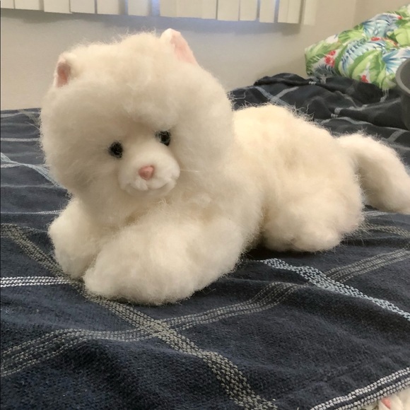 Stuffed animal cat with music box - Picture 3 of 3